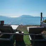 Maria *